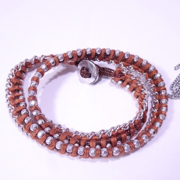 NWT Lee Angel Women's Burgundy Stud and Chain Wrap Toggle Bracelet Set NWT 120 - Picture 3 of 5